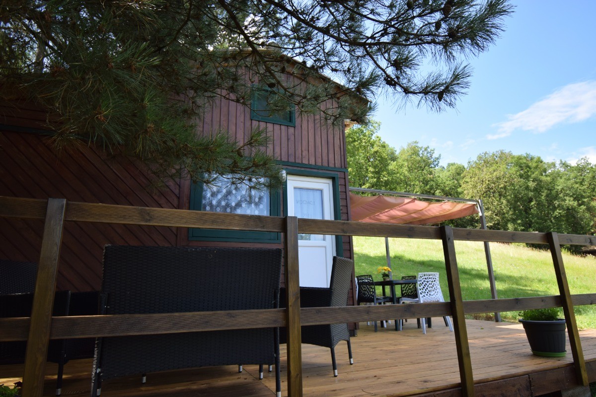 Chalet et terrasse