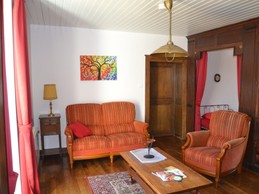 Le salon et son alcôve.