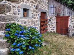 Anna's gîte in Cros - Puy de Dôme (Auvergne)