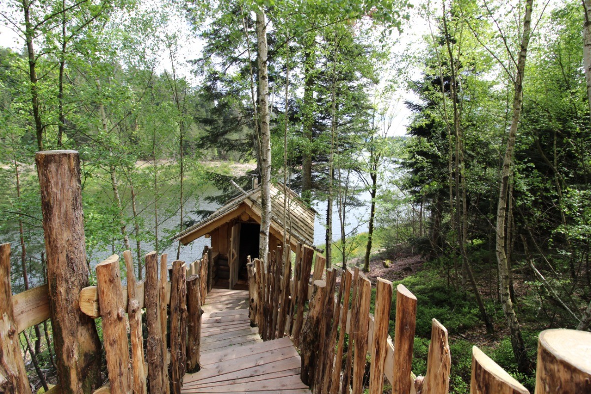 Fuste du Trappeur et son sauna au bord du lac - Les Cabanes du Lac de Pierre Percée