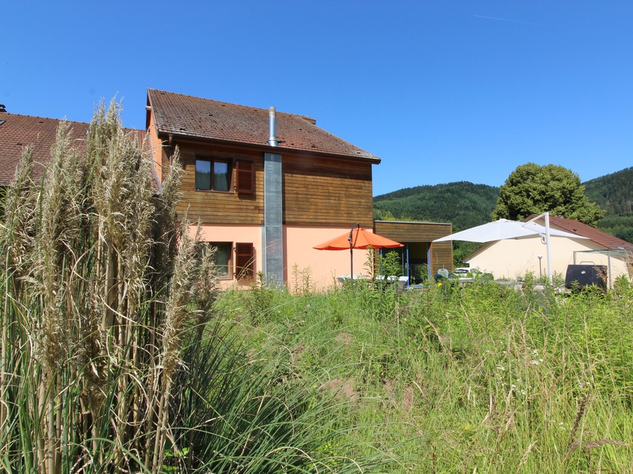 Ecogîte Saint-Prayel à Moyenmoutier – Gîte de groupe avec piscine, sauna, jeux