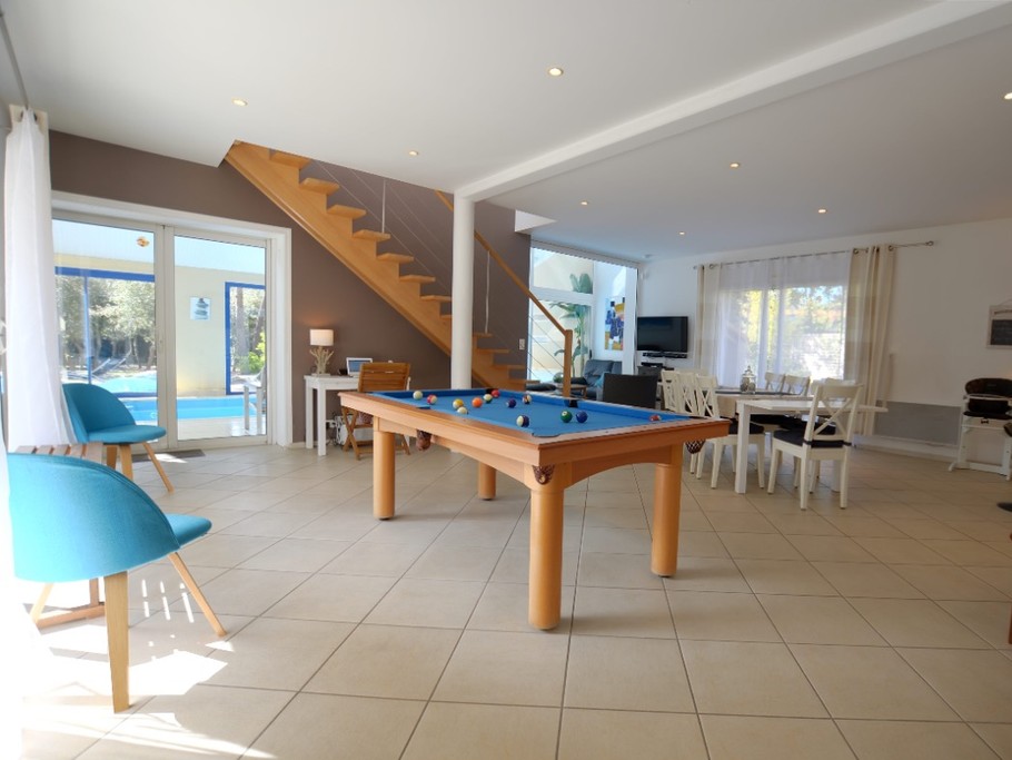 Salon séjour billard