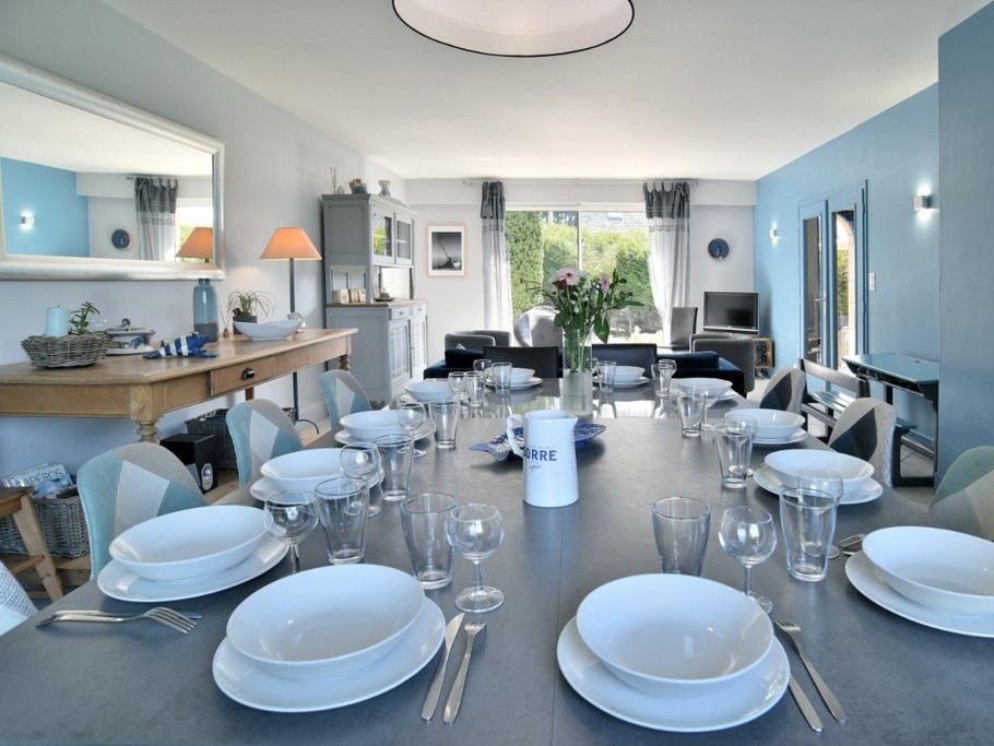 Pièce à vivre lumineuse