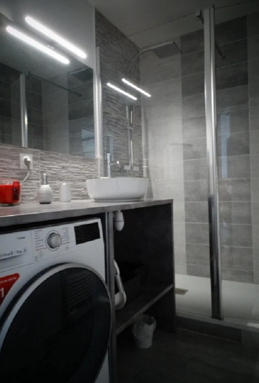 Salle d'eau indépendante Chambre 2