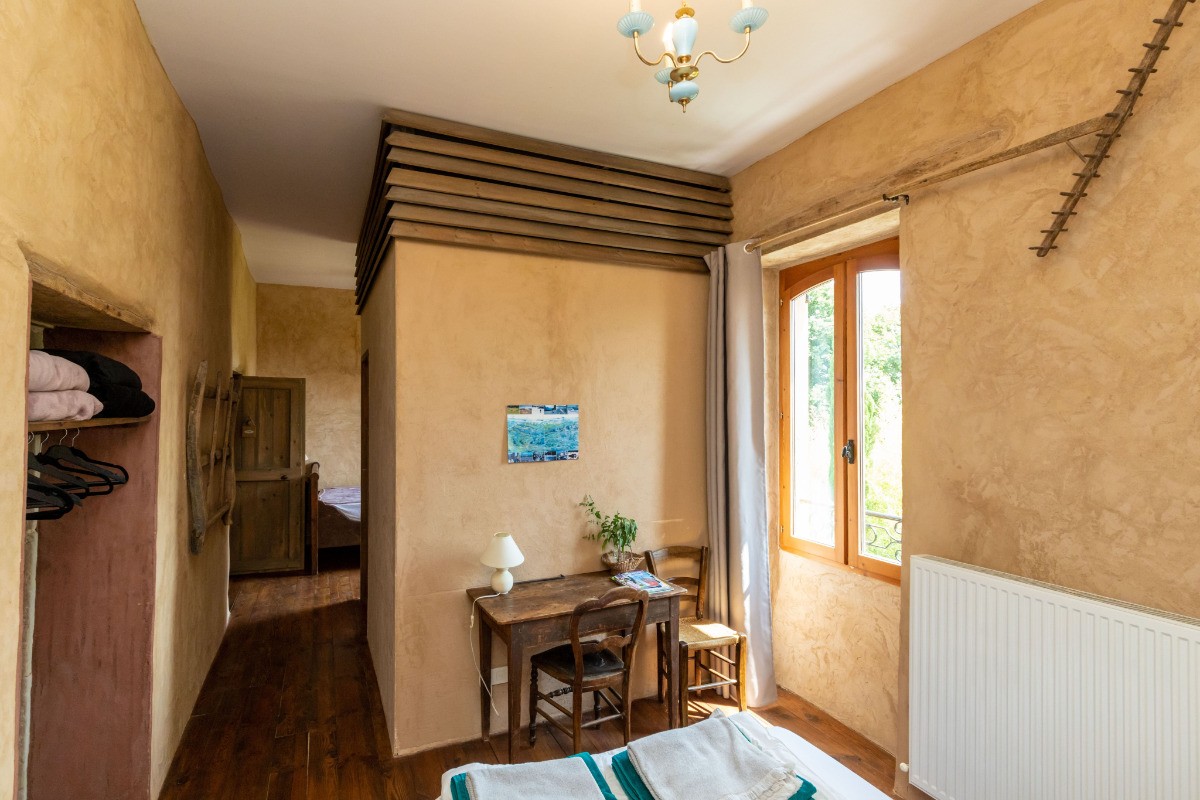 Chambre familiale Khonsou, 1 lit 160 (ou 2 x 80) et 1 lit superposé (2 × 90)