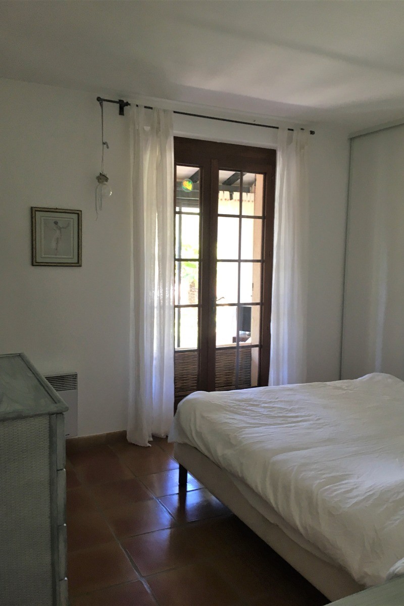 Chambre 1 (1/2)