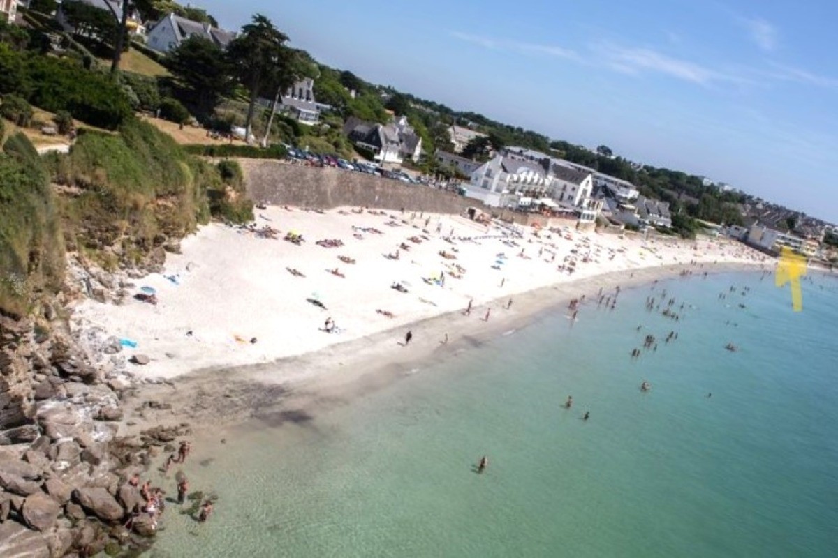 EMPLACEMENT SUR LA PLAGE!