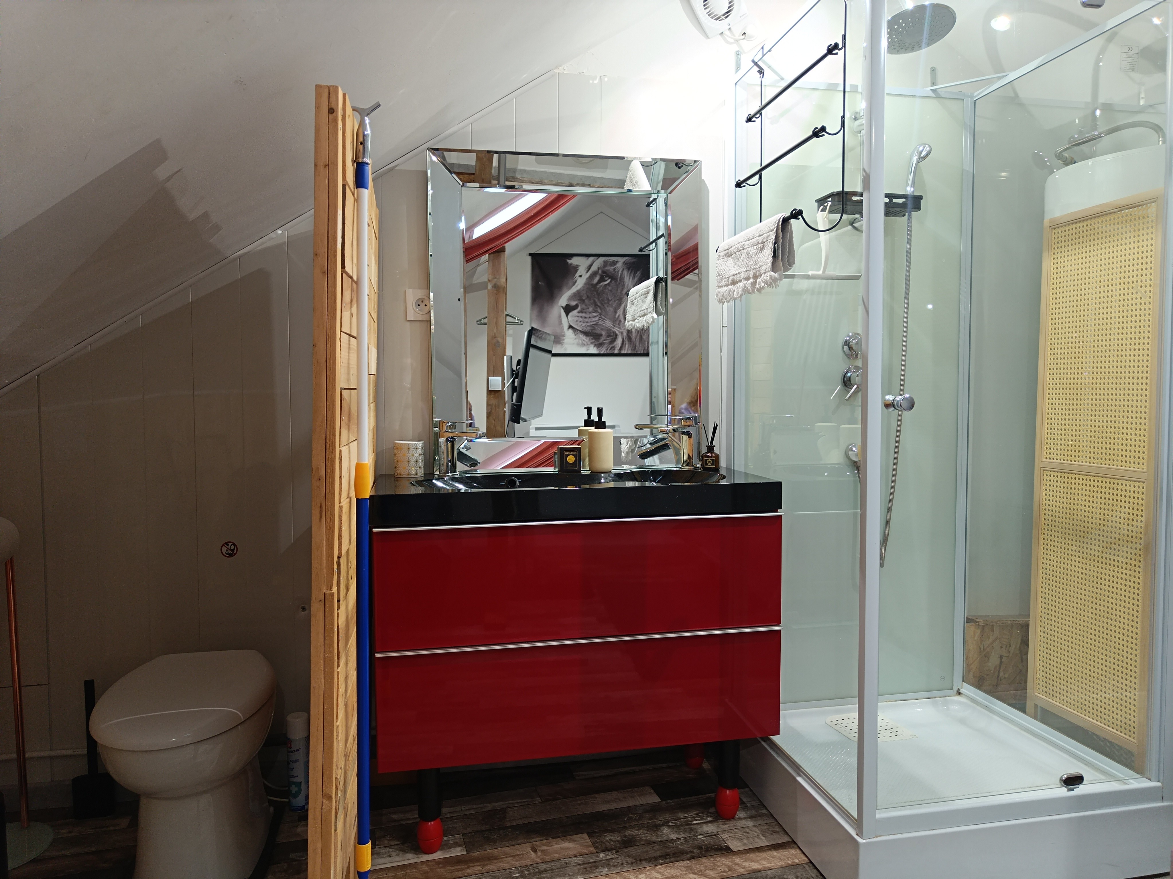 Sanitaires à l'étage