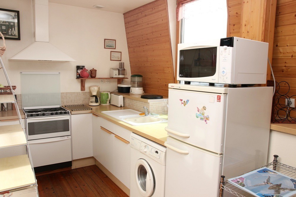 Bienvenue à bord, location, appartement, Pléneuf Val André, Bidan Claudine, cuisine