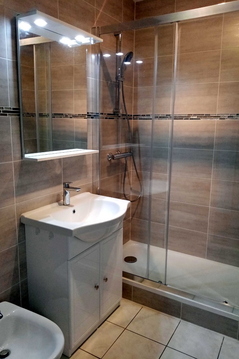 Salle d'eau (cabine douche)