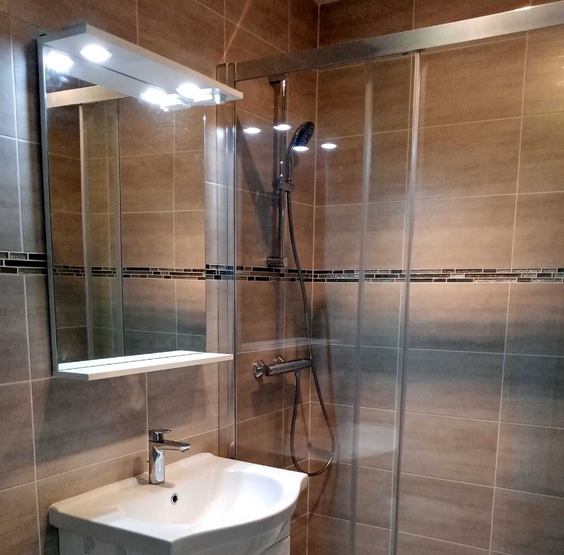 Salle d'eau (cabine douche)