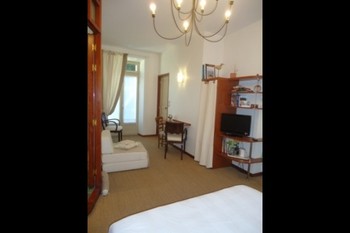 Chambre d'hôtes St-Michel 1 au cœur du centre historique de La Souterraine en Creuse Limousin