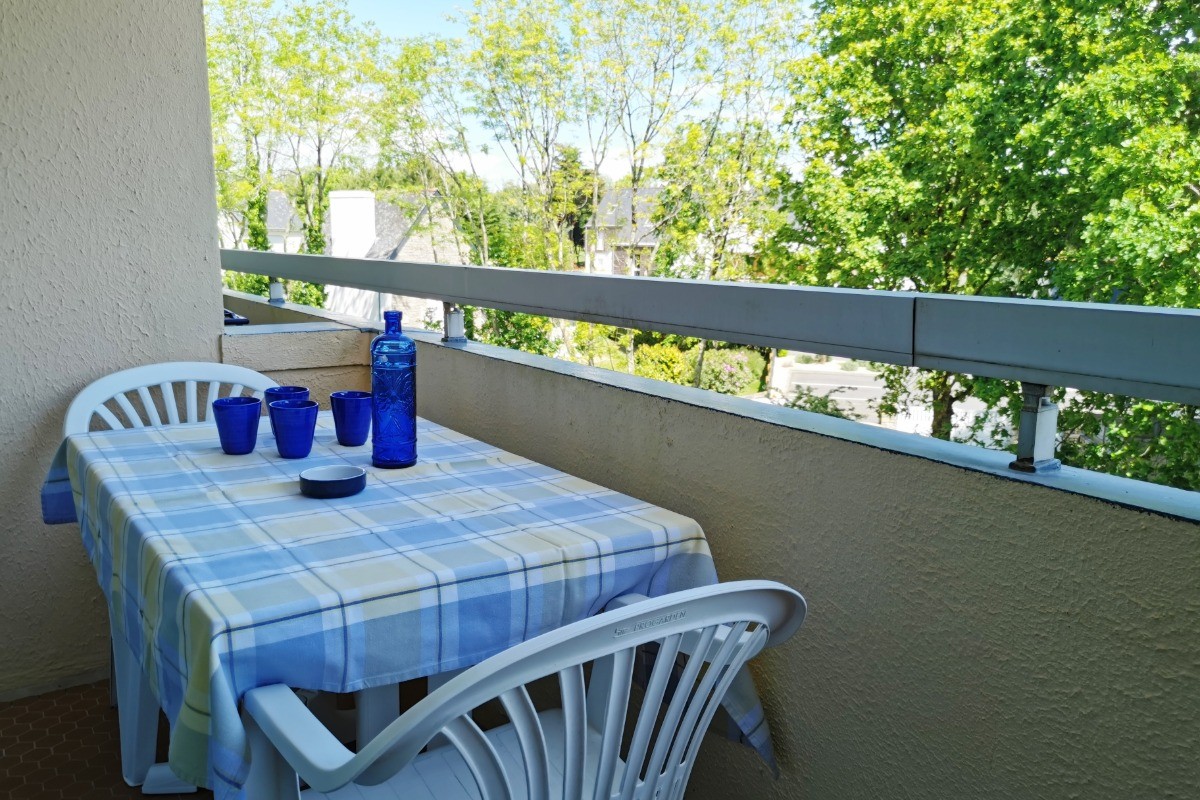 balcon donnant sur la salon séjour