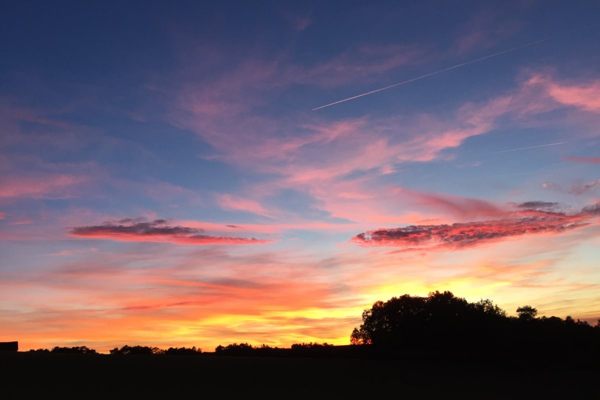 coucher de soleil sur Valojoulx