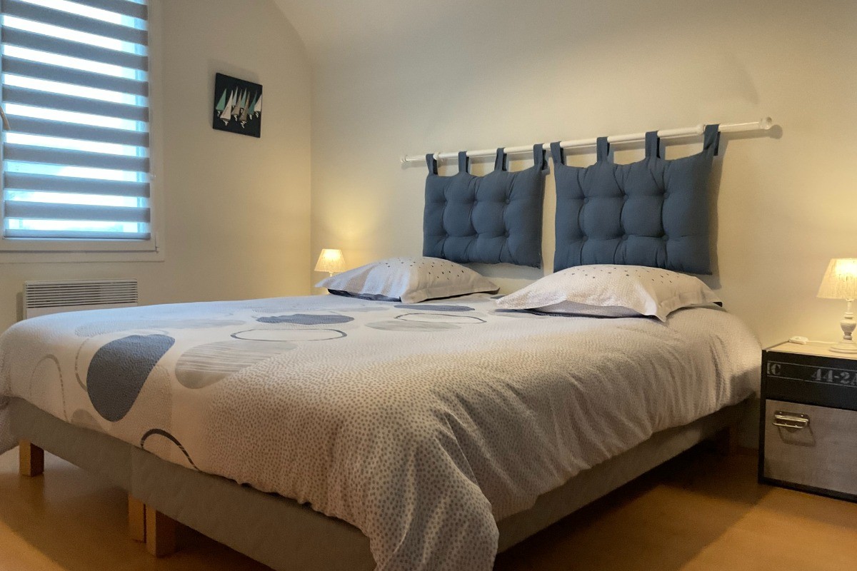 Chambre 2 du bas