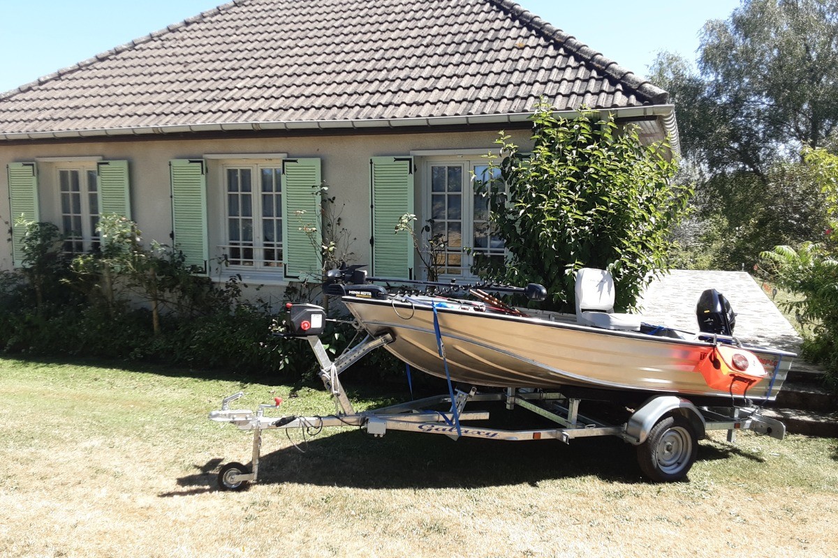 Bateau pour la pêche