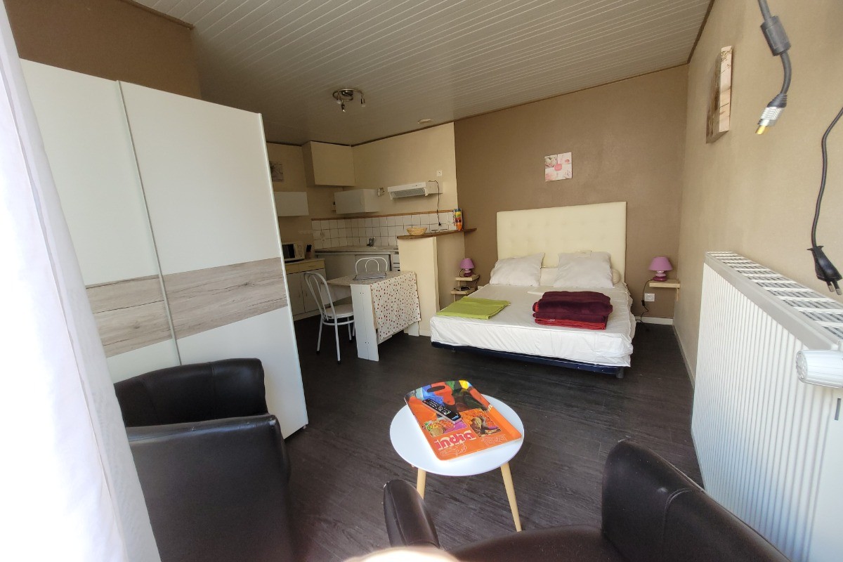 Côté chambre, salon