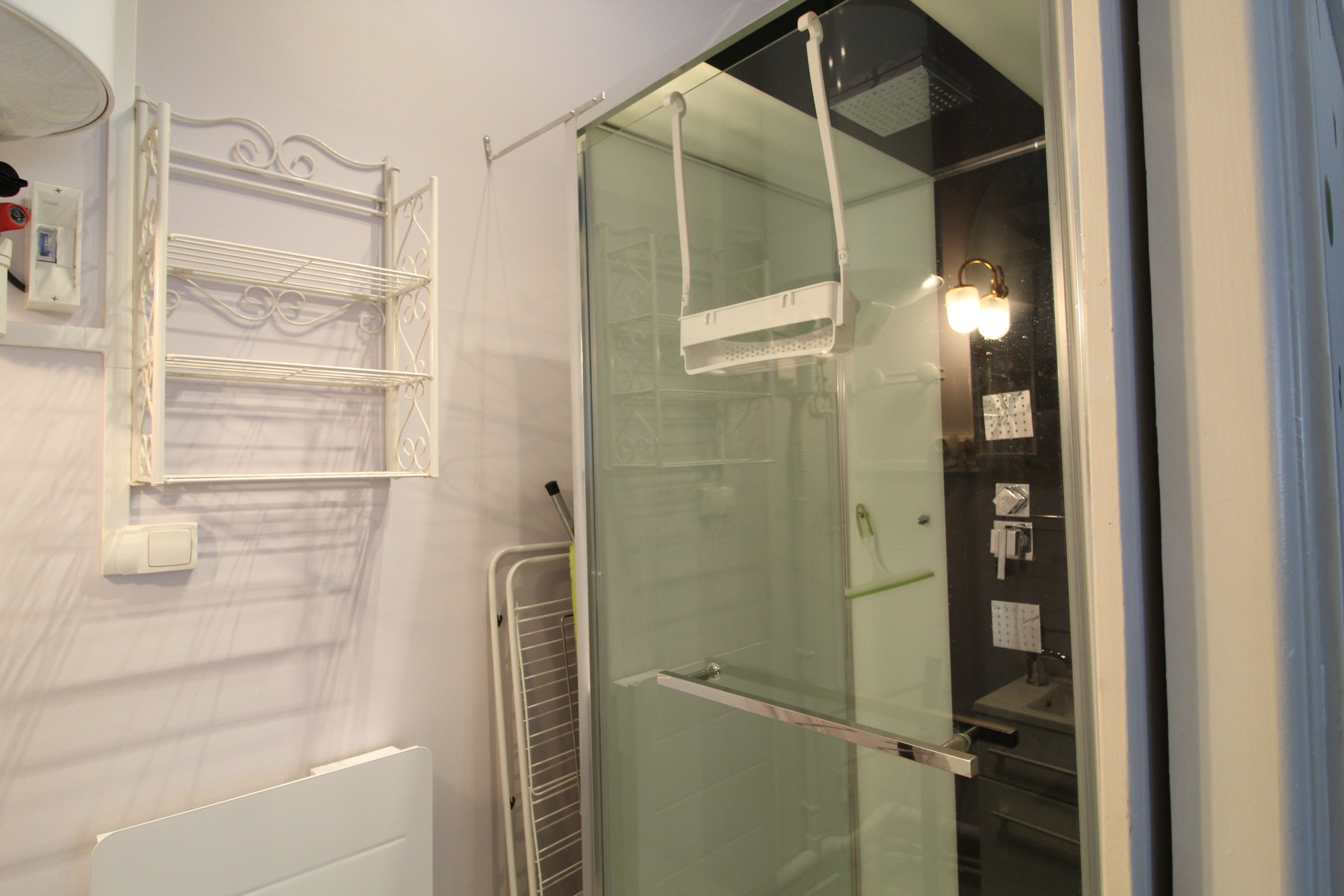 Salle d'eau - Appartement F1 RDC