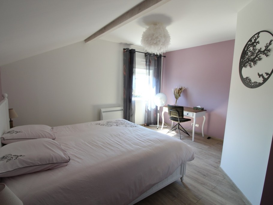 Grande chambre et son bureau - Au Coin des Fées