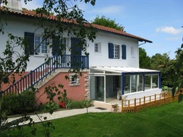 vue générale de l'appartement situé au Pays Basque