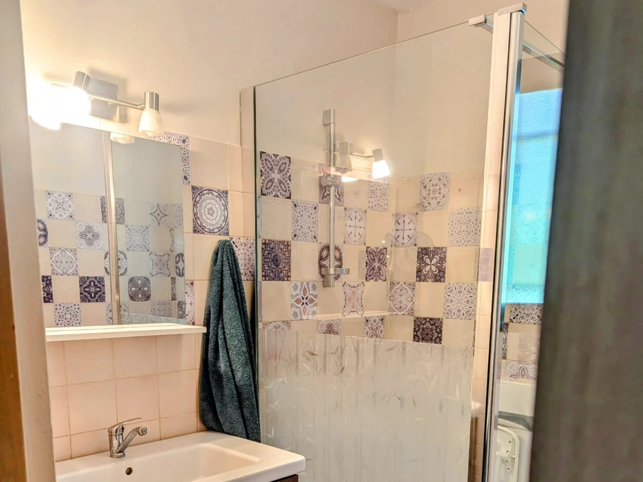 Maison d'Omélie - SDB