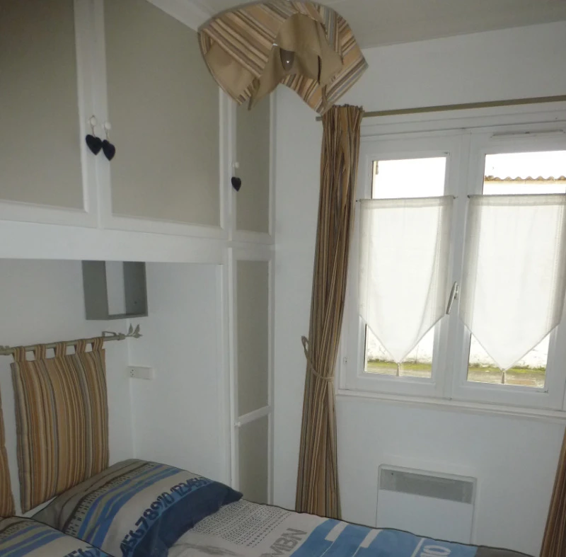 Chambre 2 pers (lit 140cm)