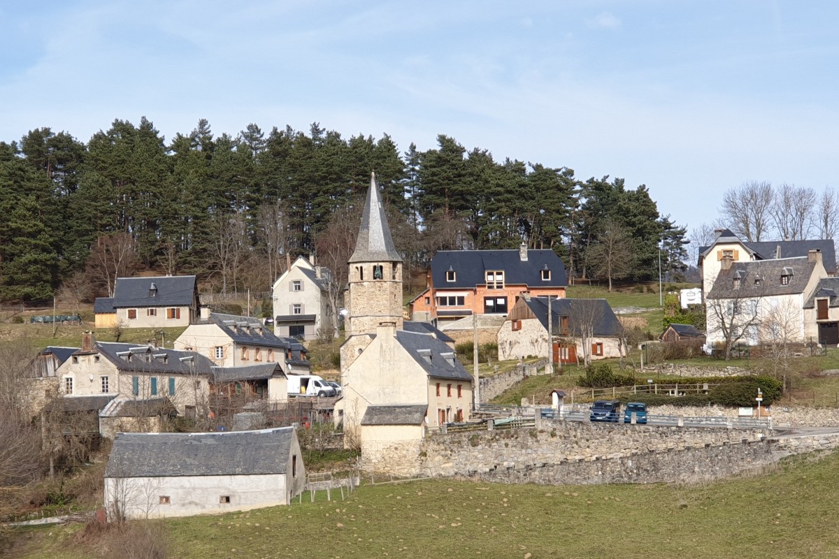 le village sur la crête...