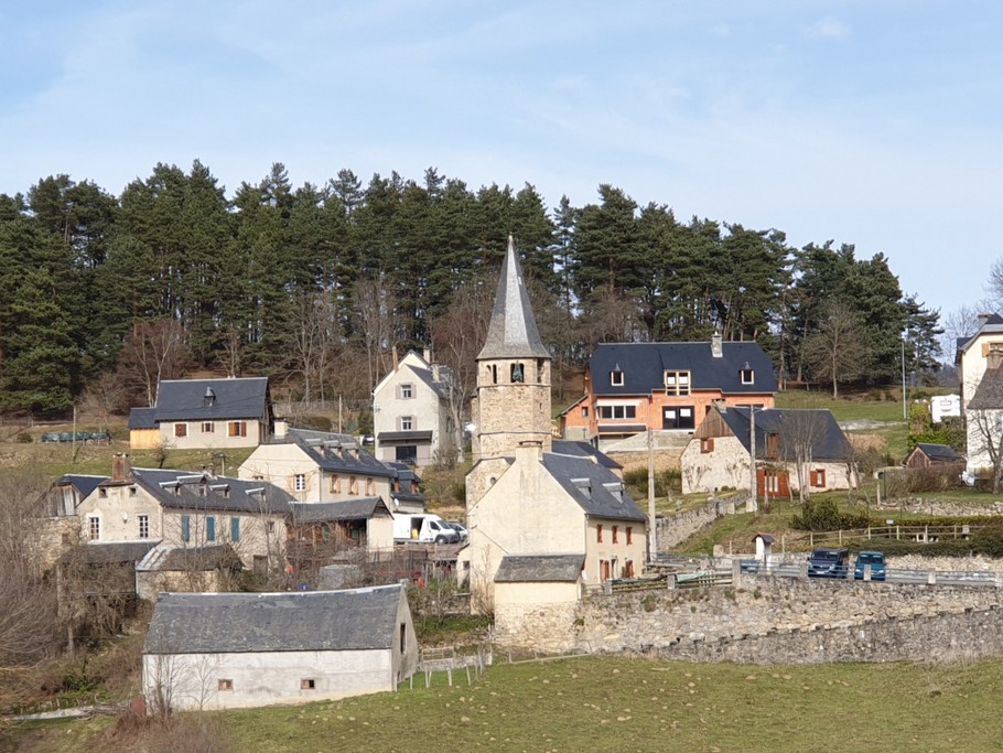 le village sur la crête...
