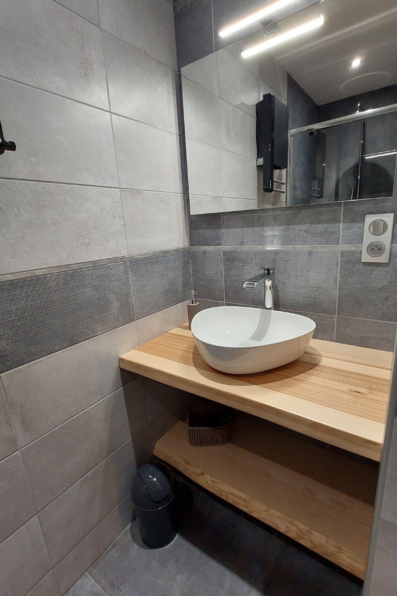 Salle d'eau privative de la chambre 1