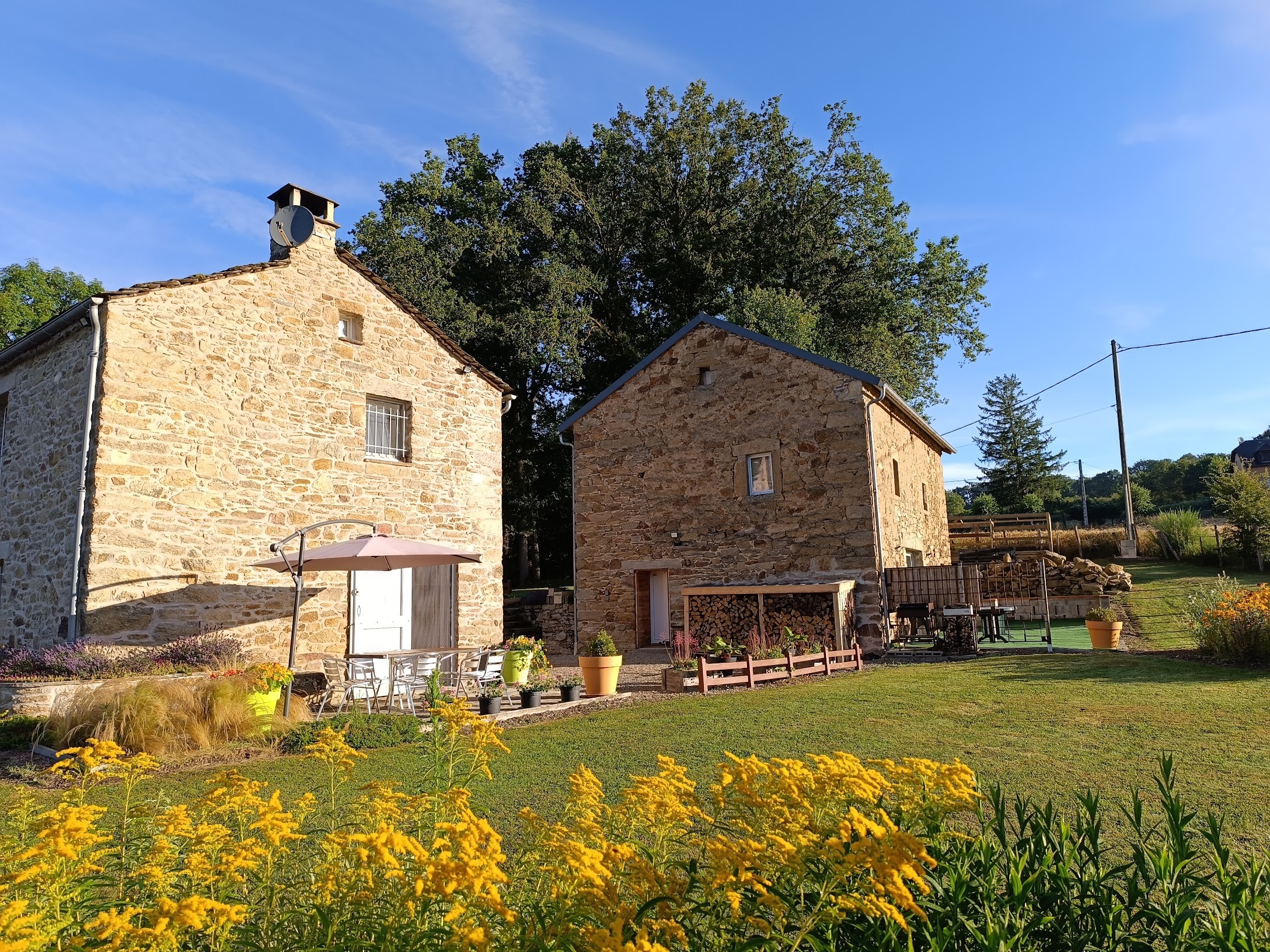 Tourist accommodation with sun terrace and swimming pool