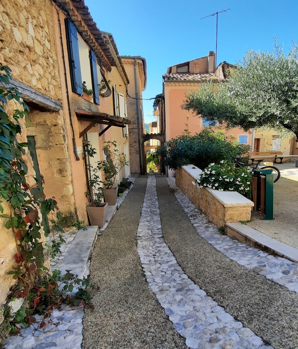 Moustiers