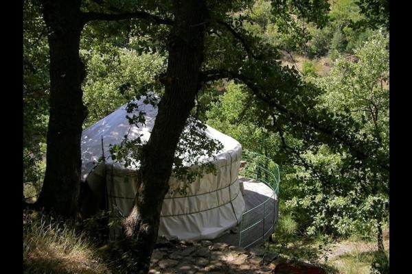 LES YOURTES DE LA VOIX DU RUISSEAU