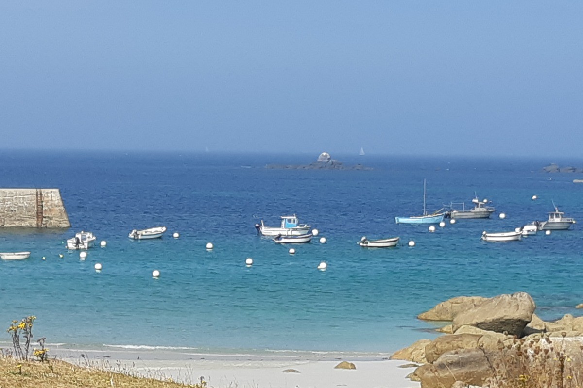 Plage :marée haute à 100m de la location