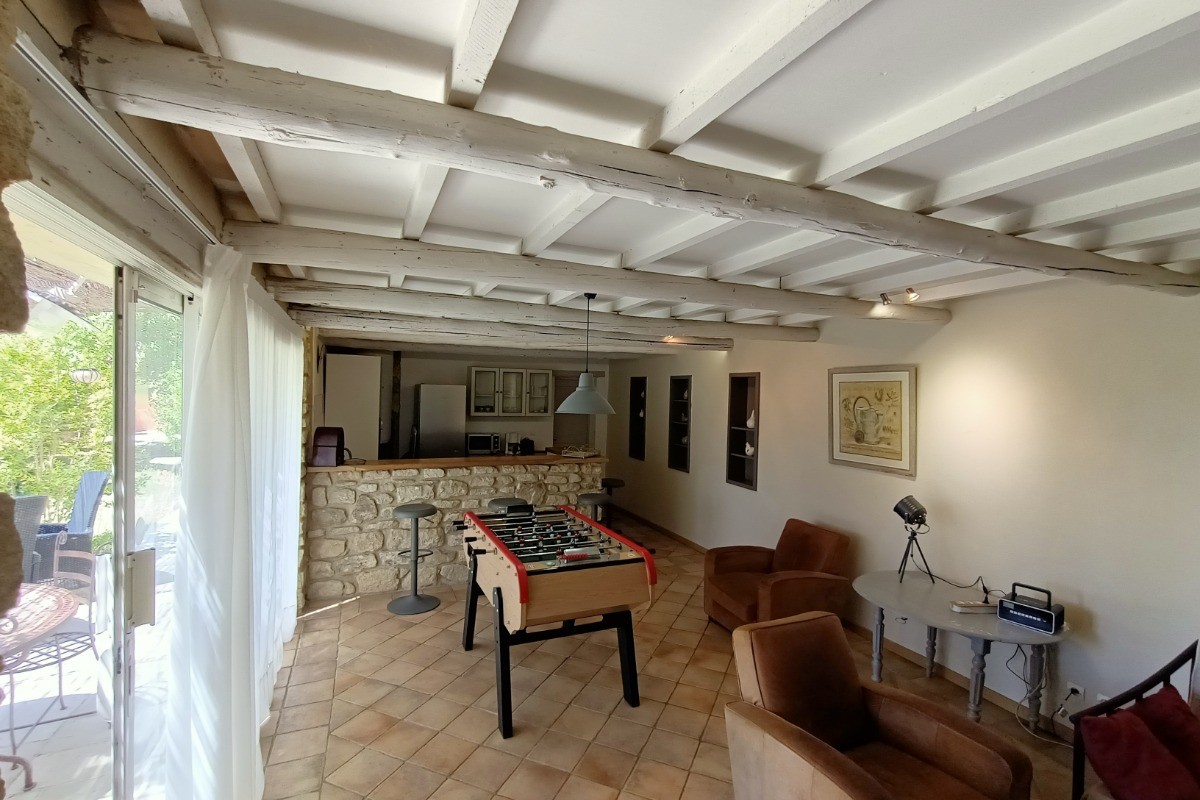 La salle de vie du bastidon