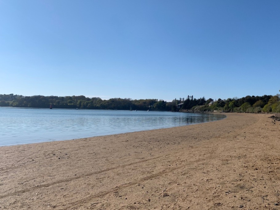 "Le coin perdu", à 5 mn... la tranquille plage du Lédano