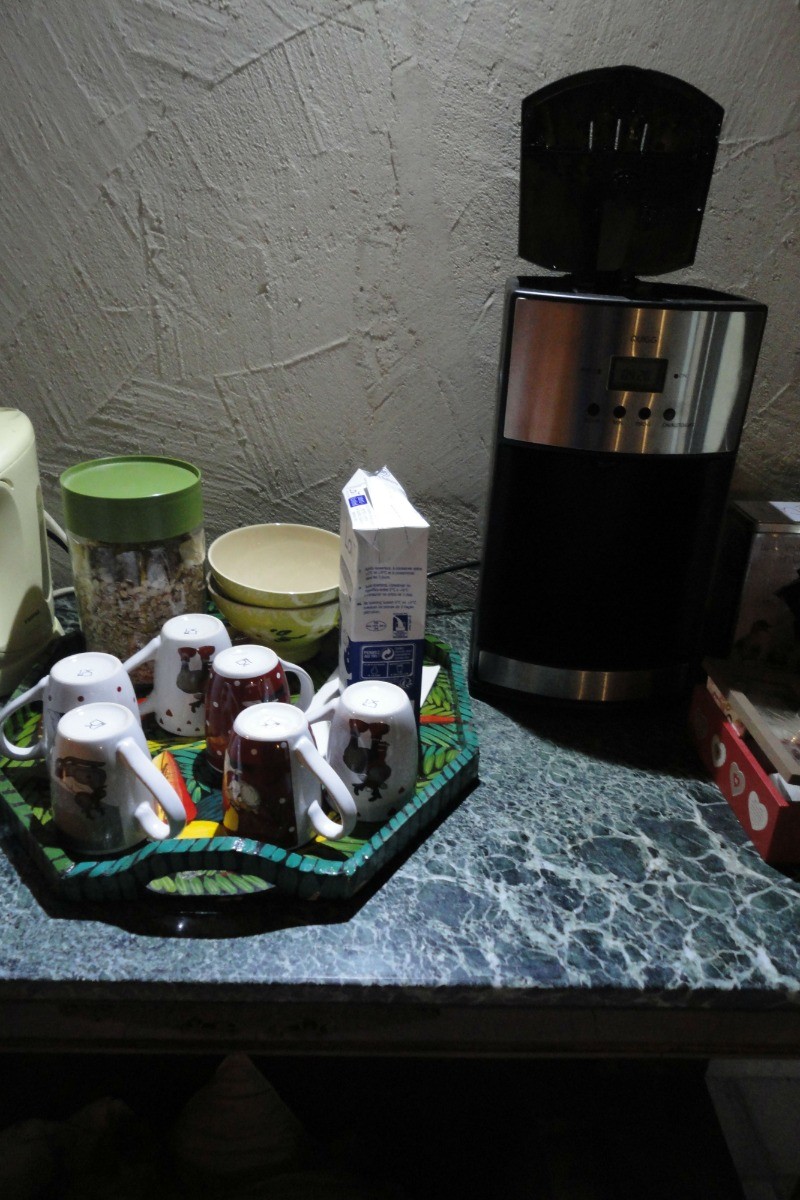 Le petit déjeuner - Chambre Chalet à la ferme à Cornimont