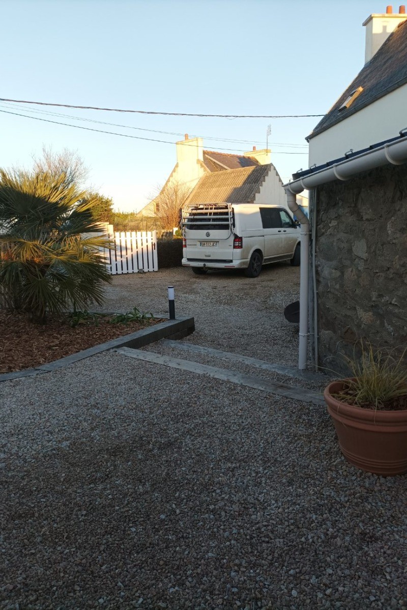 parking cour portail
