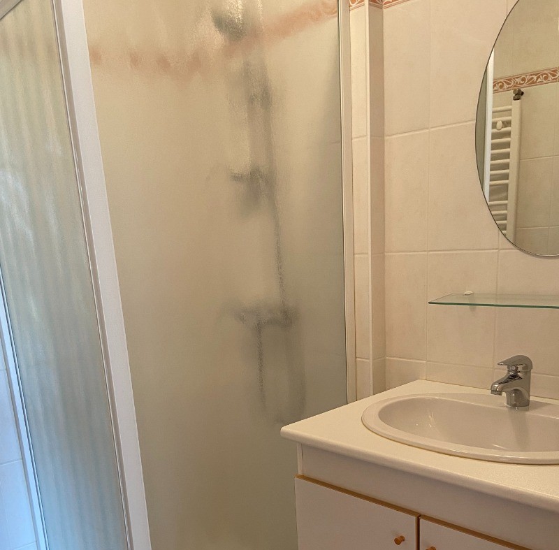 Salle d'eau RDC