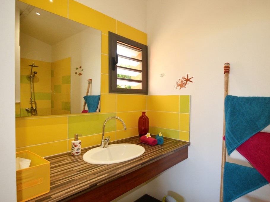 Bungalow Bois avec jacuzzi privatif - Poz Lagon chambre d'hôtes la Saline les bains