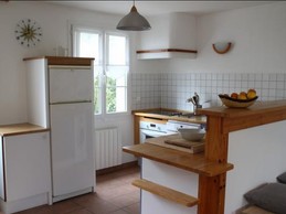 Comfortable kitchen, La Guillaumette, gîte "La Spatule" in Fouras, Charente maritime