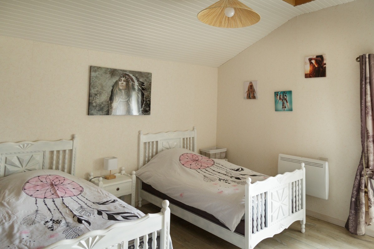 Chambre 2 personnes avec lits jumeaux