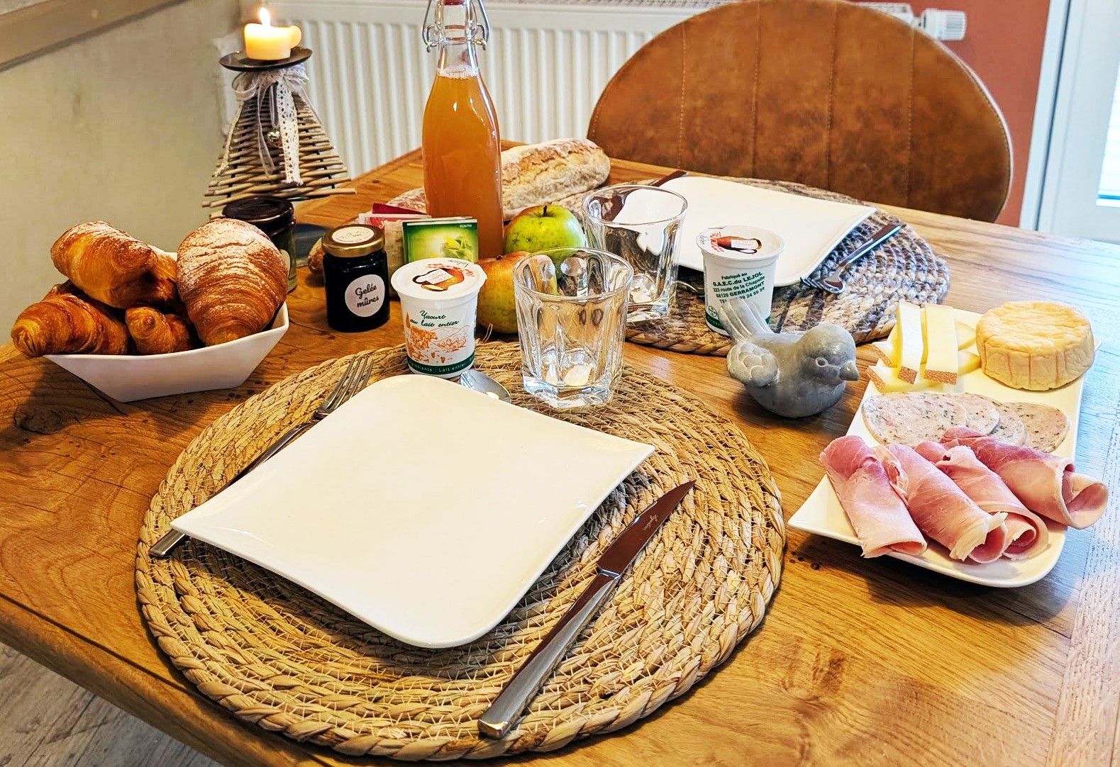 Petit déjeuner gourmand en option : 10€ par personne - Ch’tite Vosgienne - Gîte 4 étoiles, dans les Vosges à Vecoux