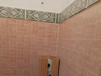 toilet roll holder
