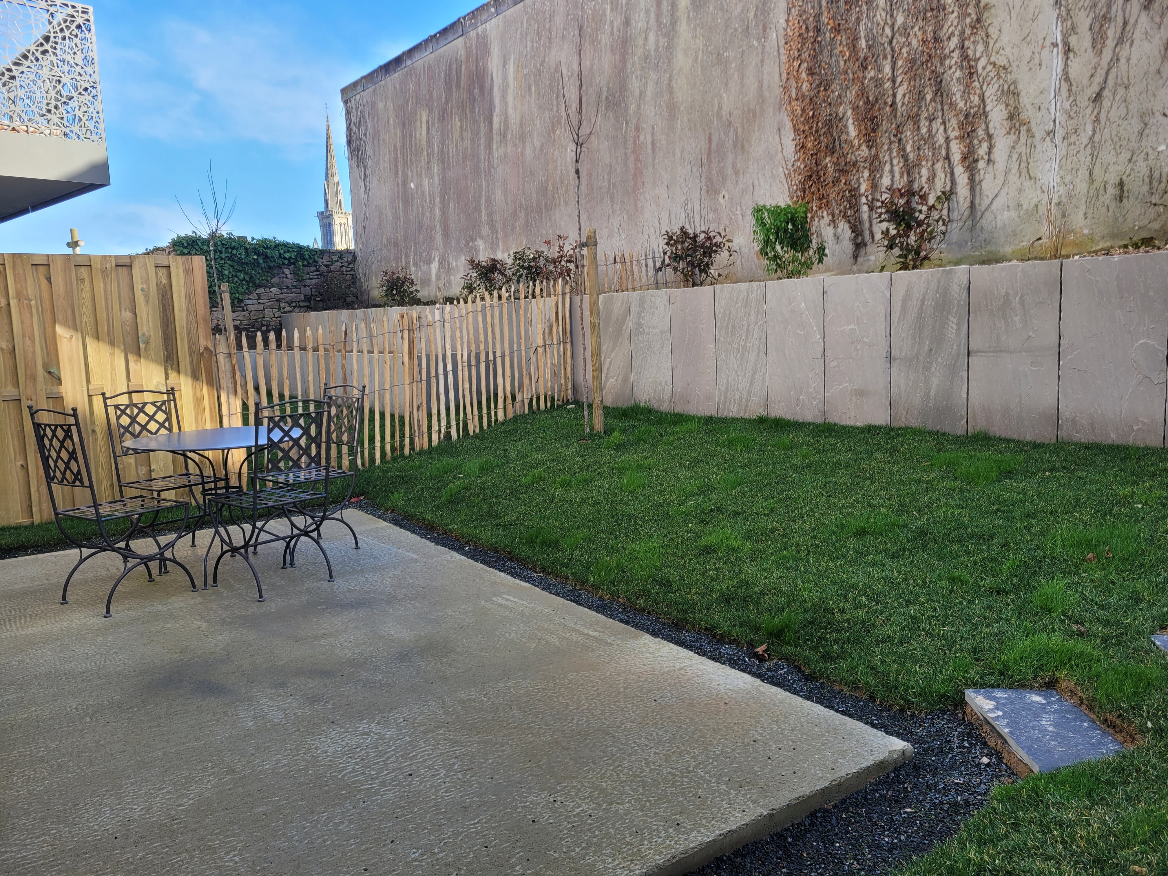 Lebreton Paimpol location, espace jardin avec terrasse