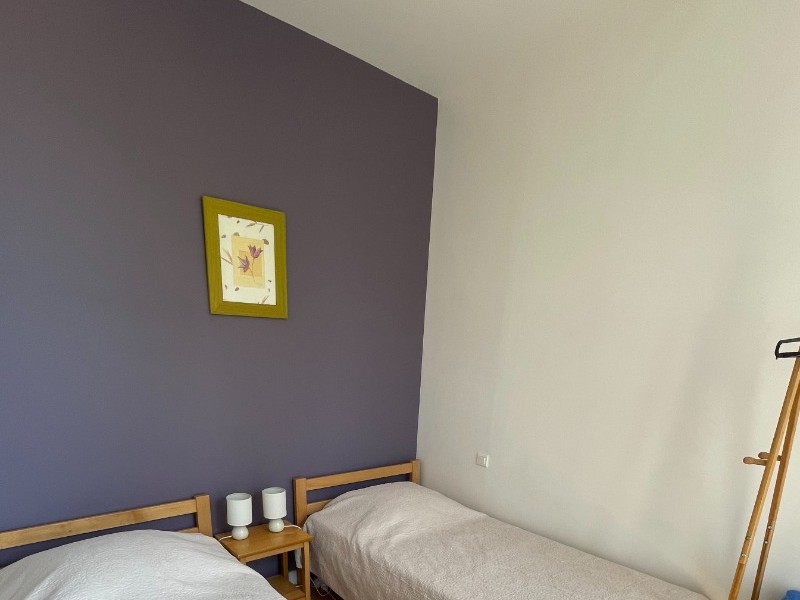 chambre avec 2 lits simples