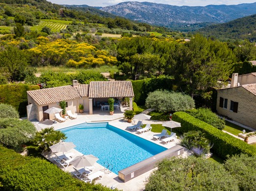 Piscine et environnement