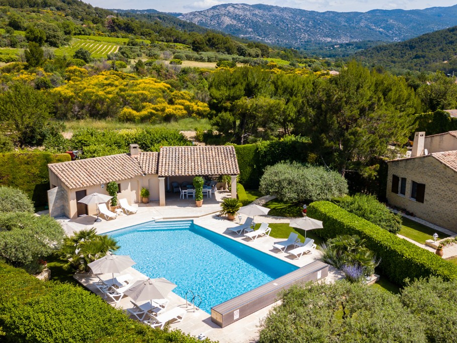 Piscine et environnement