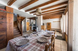 Le Fleur de Neige gîte Albiez Montrond - station familiale en Savoie - espace repas