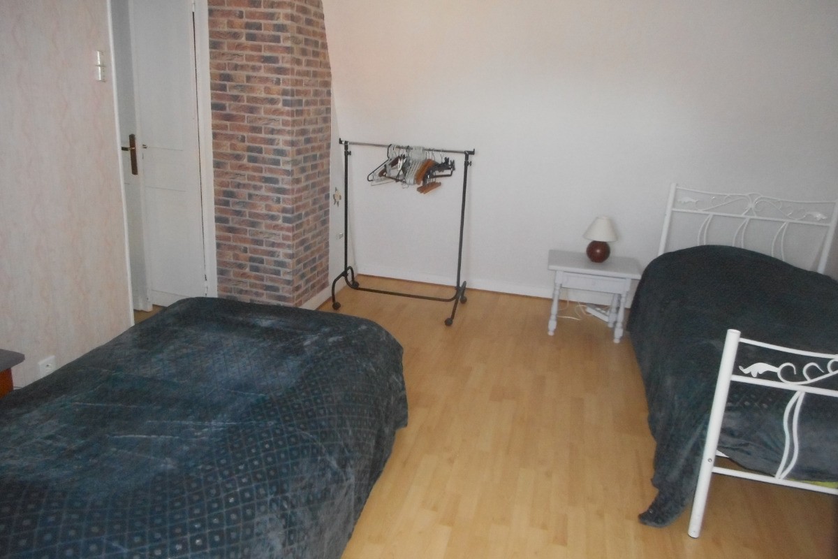 une chambre à l'étage