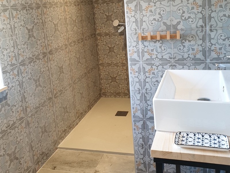 Salle de bain rez de chaussée - La source